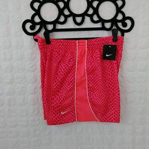 Nike ladies Shorts SZ S.